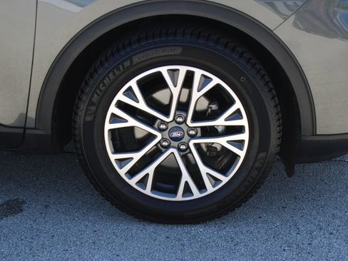 Used 2020 Ford Escape SEL FWD image 31