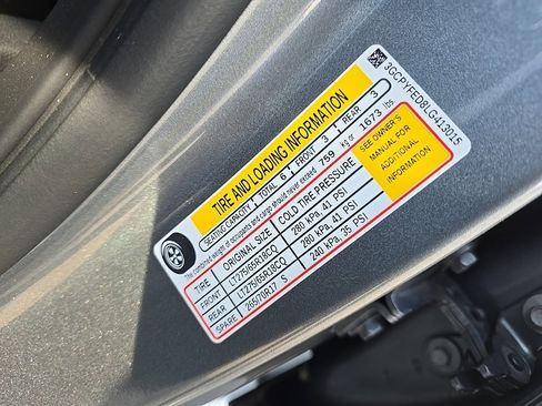 Used 2020 Chevrolet Silverado 1500 LT Trail Boss w/ Convenience Package image 11