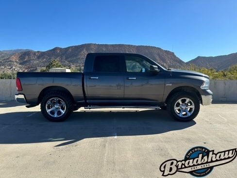 Used 2016 RAM 1500 Classic SLT image 3