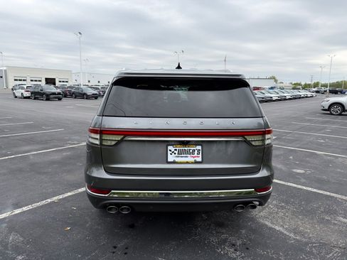 Used 2023 Lincoln Aviator AWD w/ Elements Package image 6