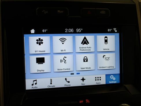 Used 2016 Ford F150 Lariat w/ Equipment Group 502A Luxury AWD/4WD image 76