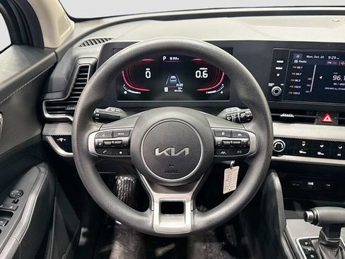 Used 2023 Kia Sportage LX AWD/4WD image 24