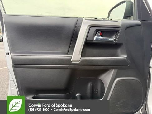 Used 2021 Toyota 4Runner SR5 AWD/4WD image 19