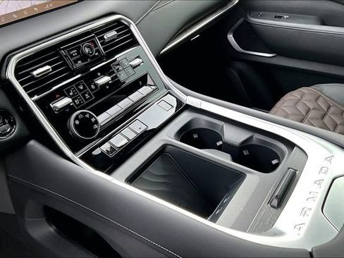 New 2026 Nissan Armada Platinum image 7