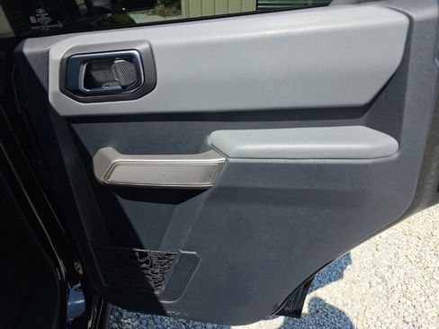 Used 2022 Ford Bronco Black Diamond AWD/4WD image 18