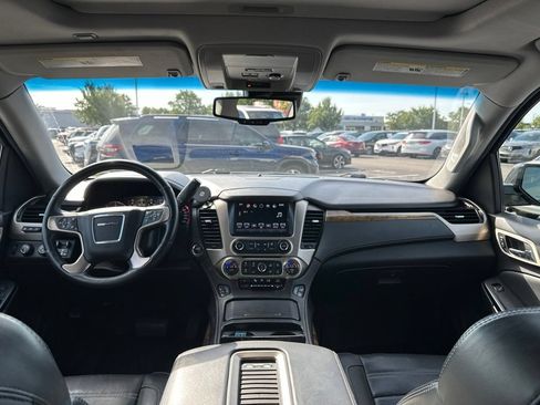 Used 2016 GMC Yukon XL Denali w/ Open Road Package AWD/4WD image 21