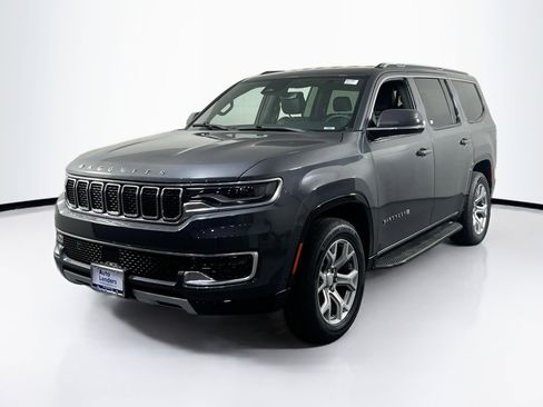 Used 2022 Jeep Wagoneer Series II image 1