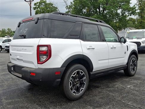 New 2025 Ford Bronco Sport Outer Banks w/ Outer Banks Tech Package+ image 4