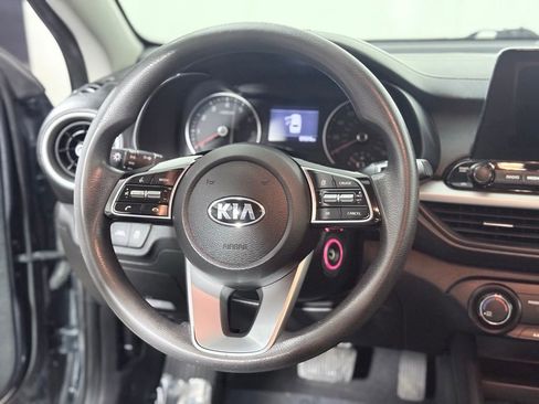 Used 2020 Kia Forte LXS FWD image 12