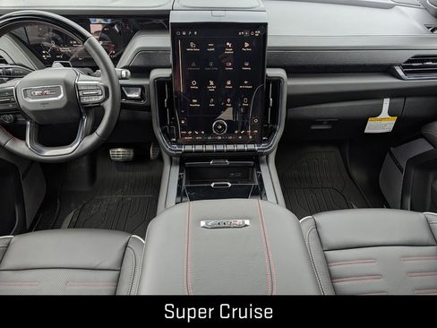 New 2026 GMC Yukon AT4 Ultimate w/ LPO, Floor Liner Package AWD/4WD image 11