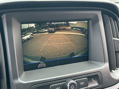 Used 2021 Chevrolet Colorado W/T w/ WT Convenience Package image 17