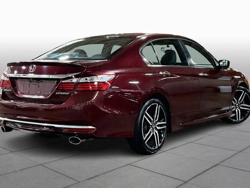 Used 2016 Honda Accord Sport image 13