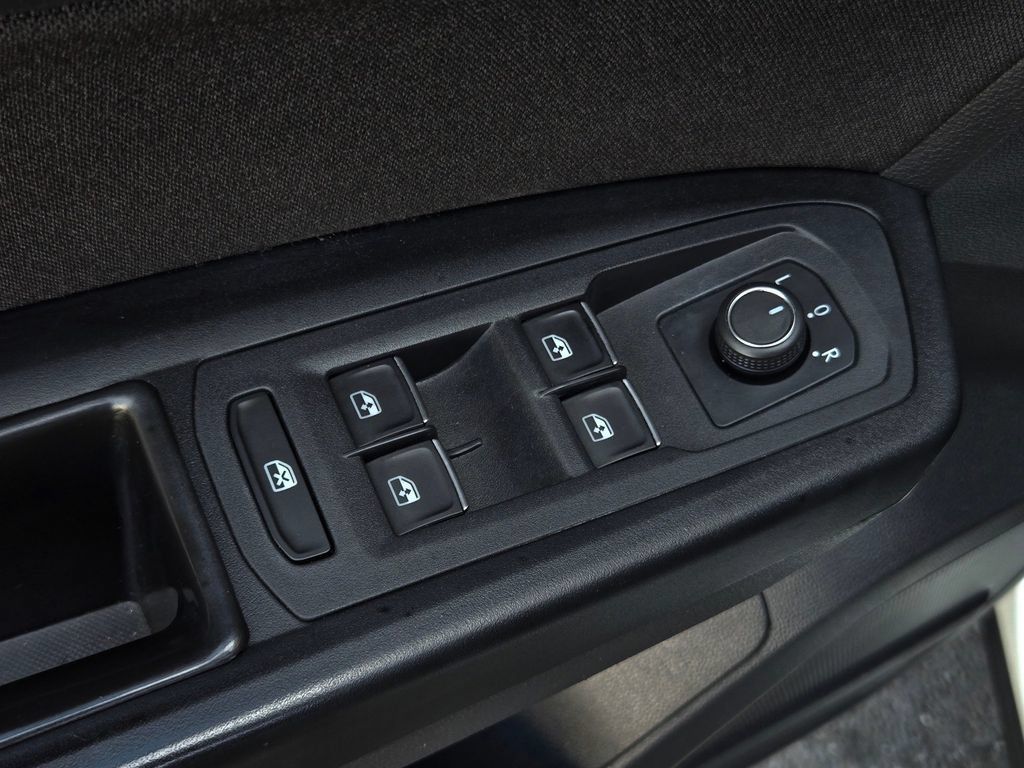 Used 2018 Volkswagen Atlas S AWD/4WD image 13