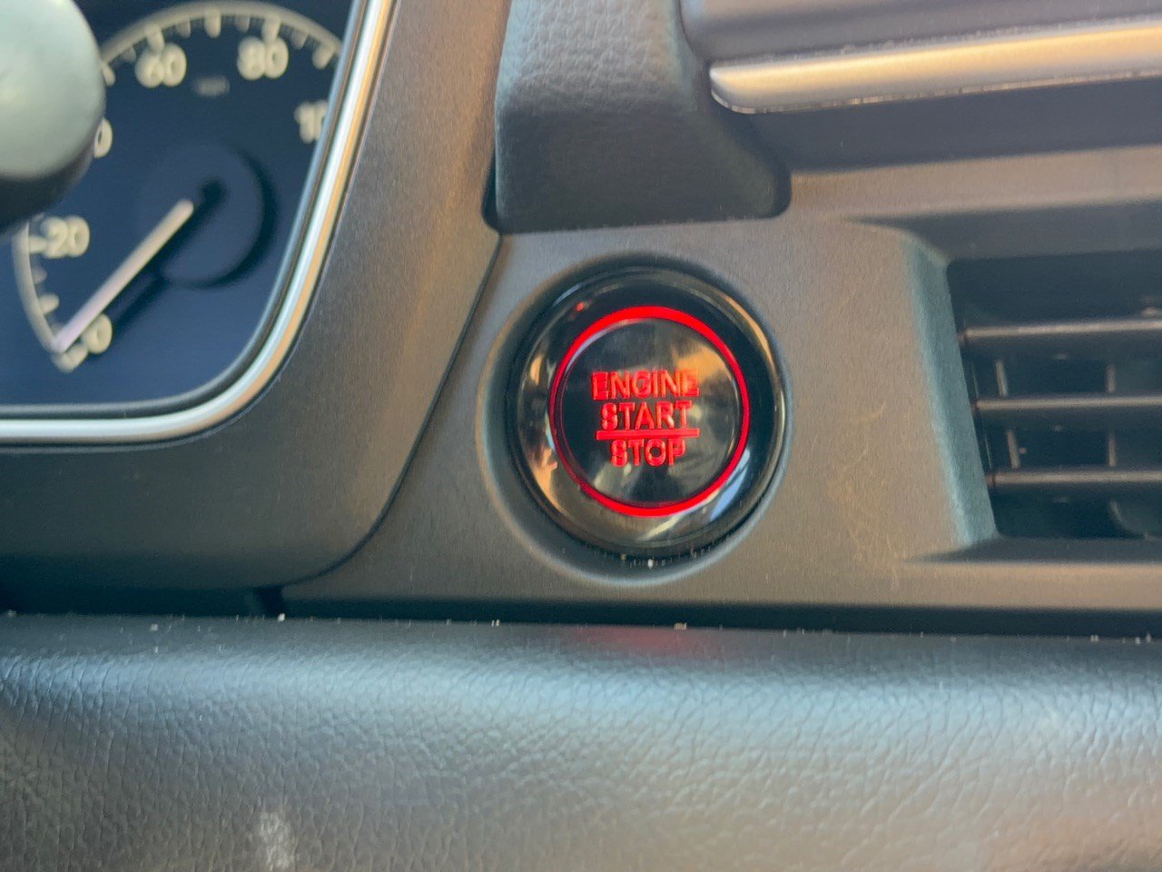 Used 2024 Honda Pilot EX-L image 20