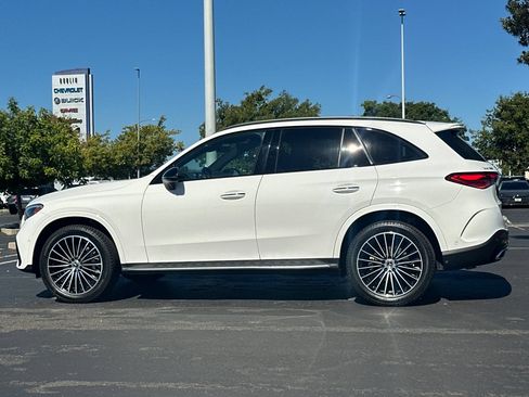 Used 2023 Mercedes-Benz GLC 300 image 7