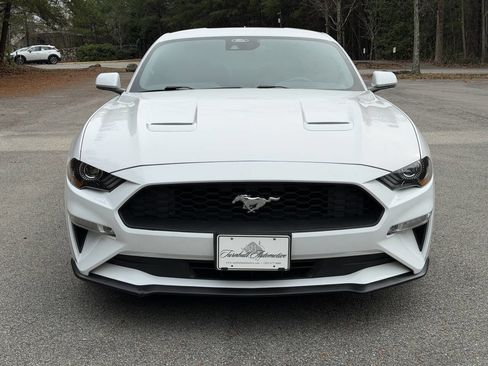 Used 2021 Ford Mustang Premium image 7