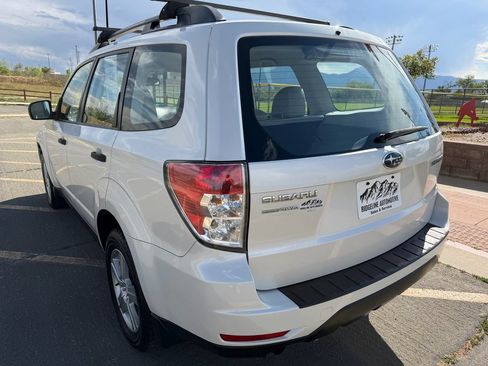 Used 2012 Subaru Forester 2.5X w/ Alloy Wheel Pkg AWD/4WD image 7