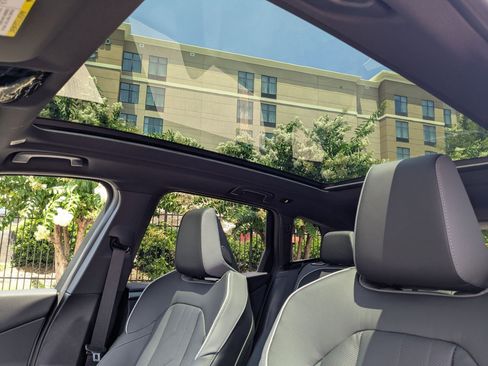 New 2025 BMW X3 xDrive30i w/ Premium Package image 16