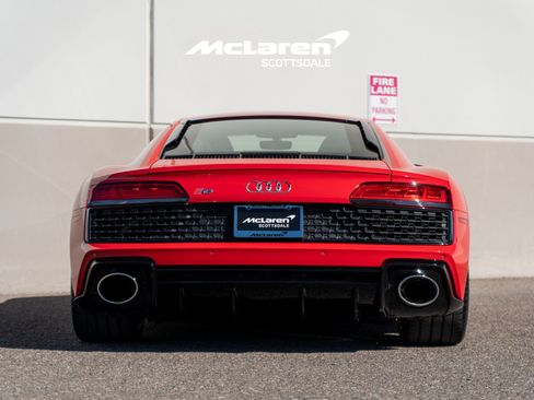 Used 2021 Audi R8 V10 w/ Premium Package image 6