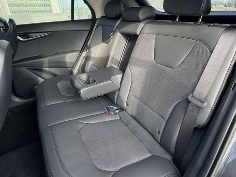 New 2025 Kia Niro EX w/ EX Cold Weather Package image 29