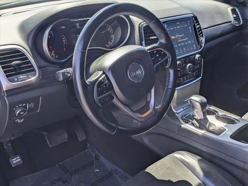 Used 2021 Jeep Grand Cherokee Laredo X RWD image 10
