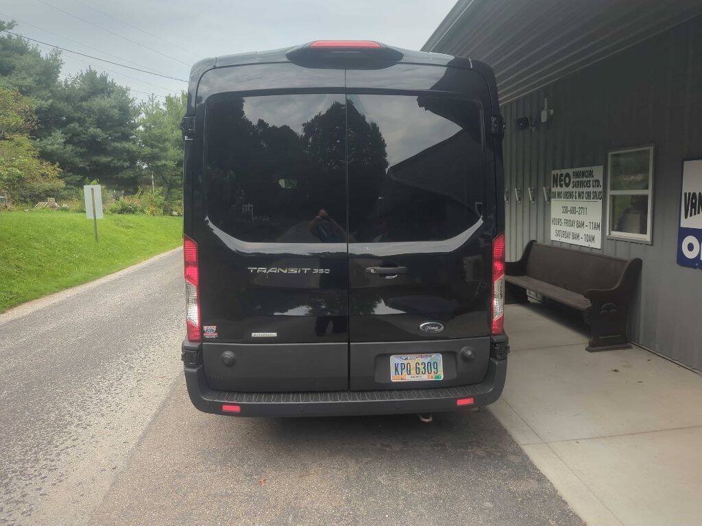 Used 2025 Ford Transit 350 XLT RWD image 2