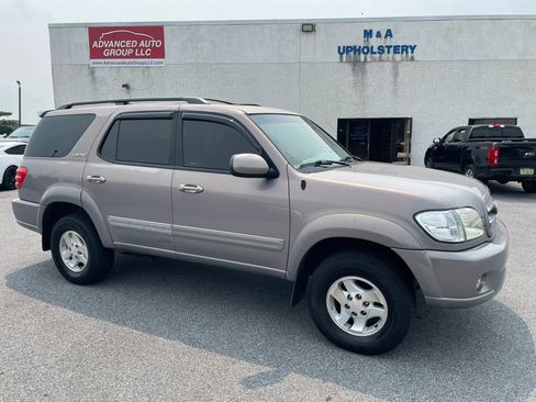 Used 2002 Toyota Sequoia Limited RWD image 12