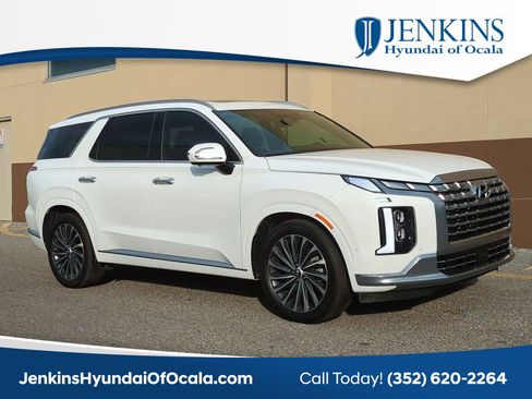 Used 2025 Hyundai Palisade Calligraphy image 1