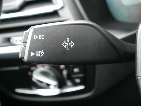 Used 2023 BMW X4 xDrive30i w/ Convenience Package image 28