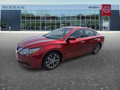 Used 2018 Nissan Altima 2.5 SR w/ SR Special Edition image 1