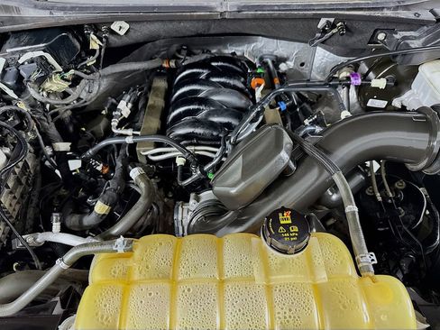 Used 2018 Ford F150 Lariat image 44