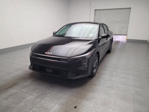 Used 2025 Kia K4 FWD image 15