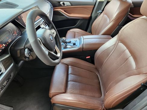 Used 2019 BMW X7 xDrive40i w/ Premium Package AWD/4WD image 15