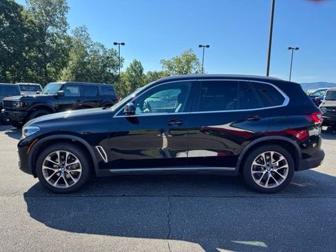 Used 2022 BMW X5 sDrive40i w/ Premium Package RWD image 4