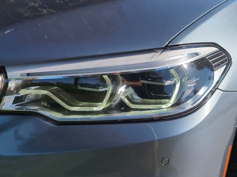 Used 2019 BMW M550i xDrive AWD/4WD image 6