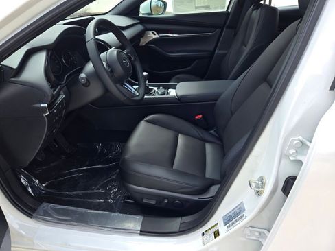 New 2026 MAZDA MAZDA3 2.5 S Hatchback w/ Premium Pkg image 16