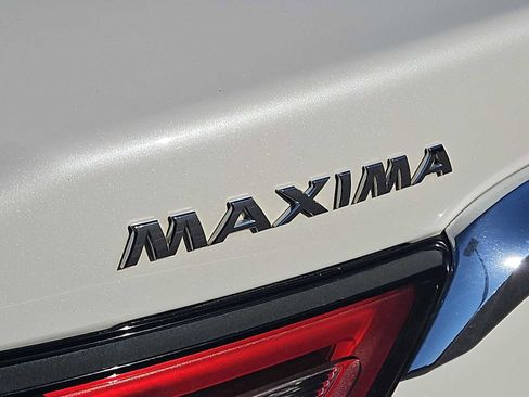 Used 2019 Nissan Maxima Platinum w/ Reserve Package image 13