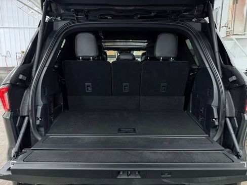 New 2026 Lincoln Navigator Black Label AWD/4WD image 11