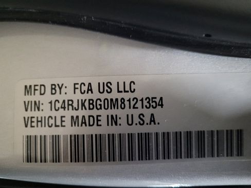 Used 2021 Jeep Grand Cherokee L Limited w/ Luxury Tech Group II image 33