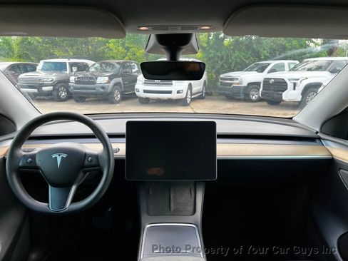 Used 2022 Tesla Model Y Long Range AWD/4WD image 20