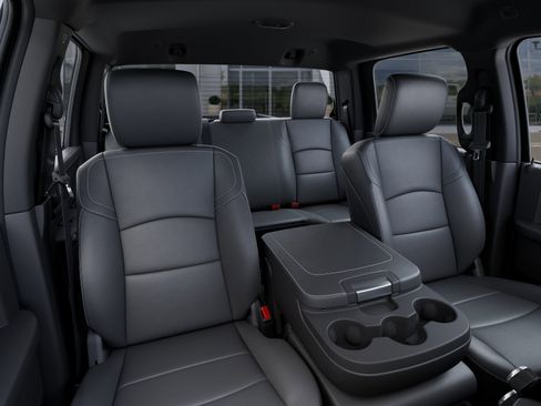 New 2025 RAM 2500 Tradesman w/ Chrome Appearance Group AWD/4WD image 30