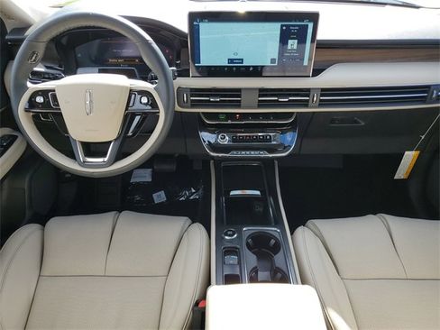 New 2026 Lincoln Corsair Reserve image 28