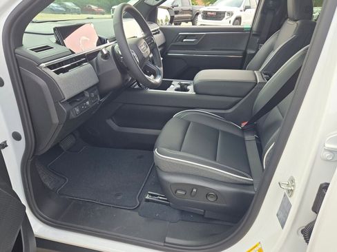 New 2026 GMC Sierra EV Elevation image 25