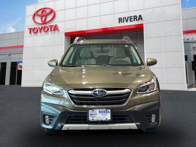 Used 2022 Subaru Outback Limited XT AWD/4WD image 2