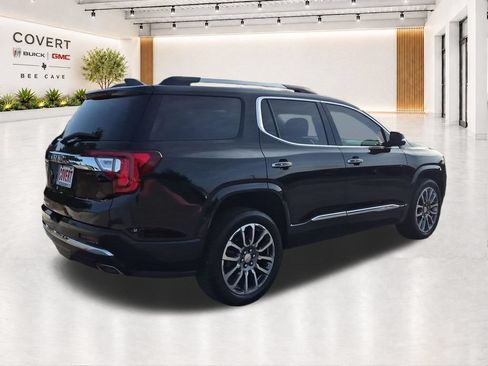 Used 2021 GMC Acadia Denali w/ Denali Technology Package FWD image 12