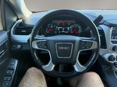 Used 2019 GMC Yukon SLT w/ Open Road Package RWD image 32