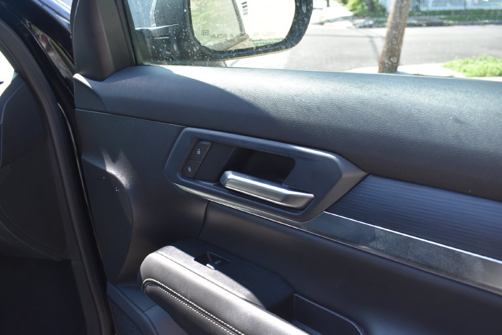 Used 2025 GMC Terrain Elevation AWD/4WD image 19