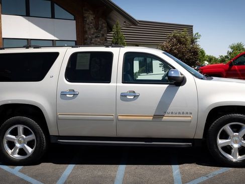 Used 2013 Chevrolet Suburban LT w/ All-Star Edition AWD/4WD image 10