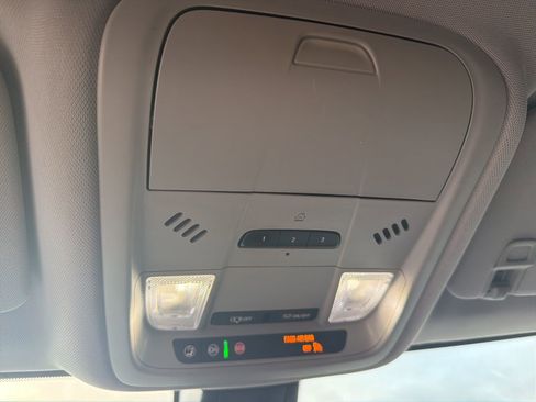 Used 2023 Chevrolet Blazer LT w/ LPO, Black Grille Bar Package image 21