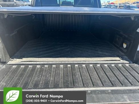 Used 2021 Toyota Tacoma TRD Sport w/ TRD Premium Sport Package AWD/4WD image 9
